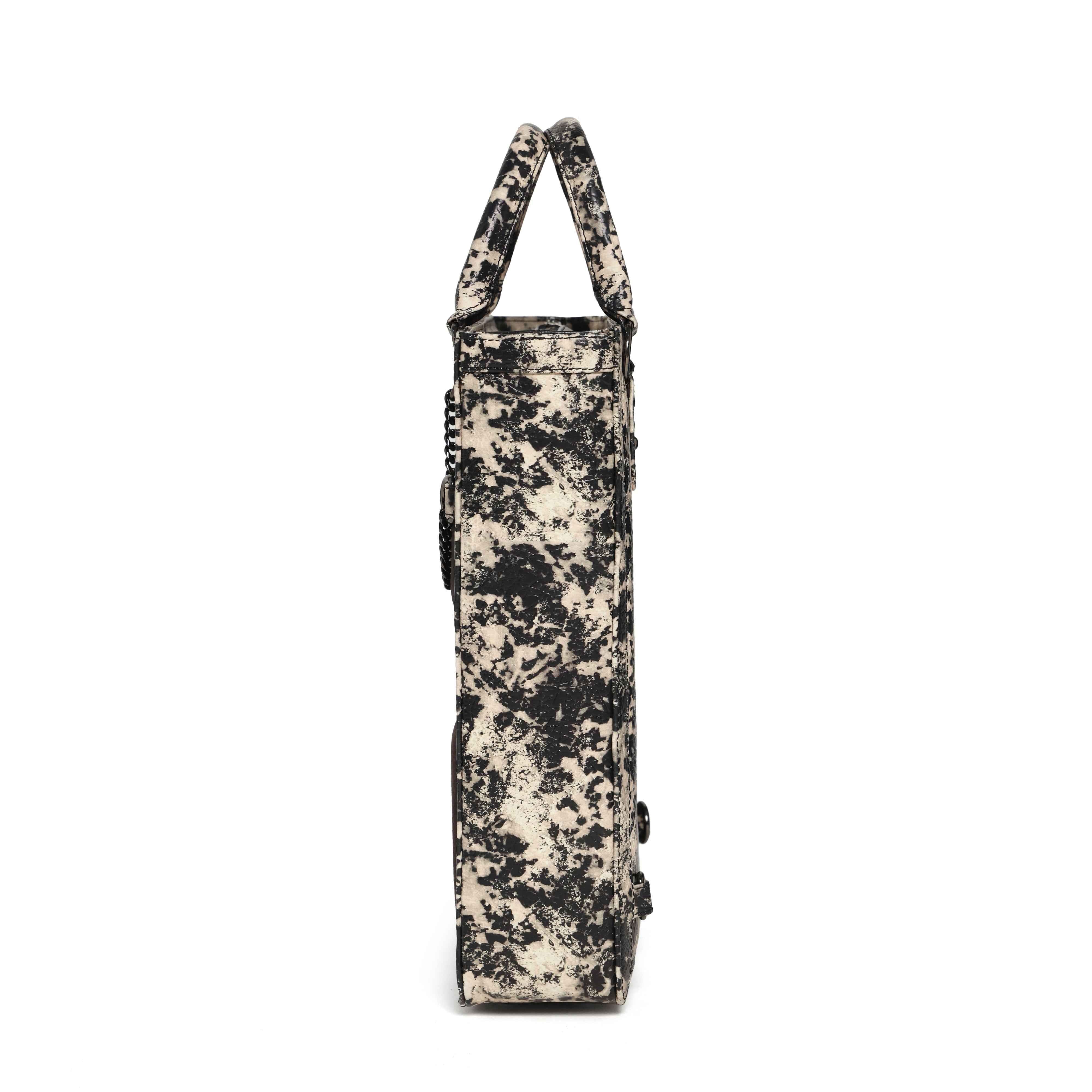 Muddled Shopper Tote cum backpack- Oxidized olive