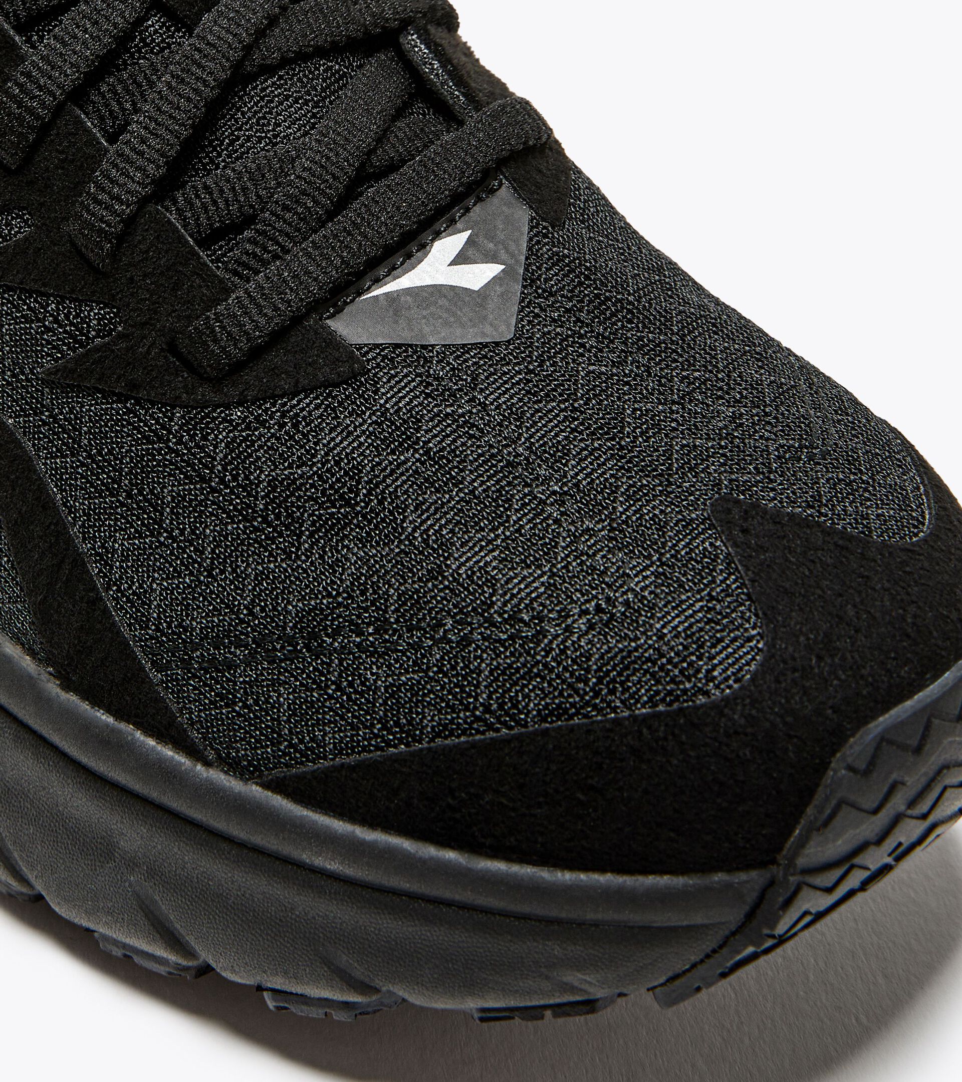 Diadora Equipe Nucleo W Black/Black