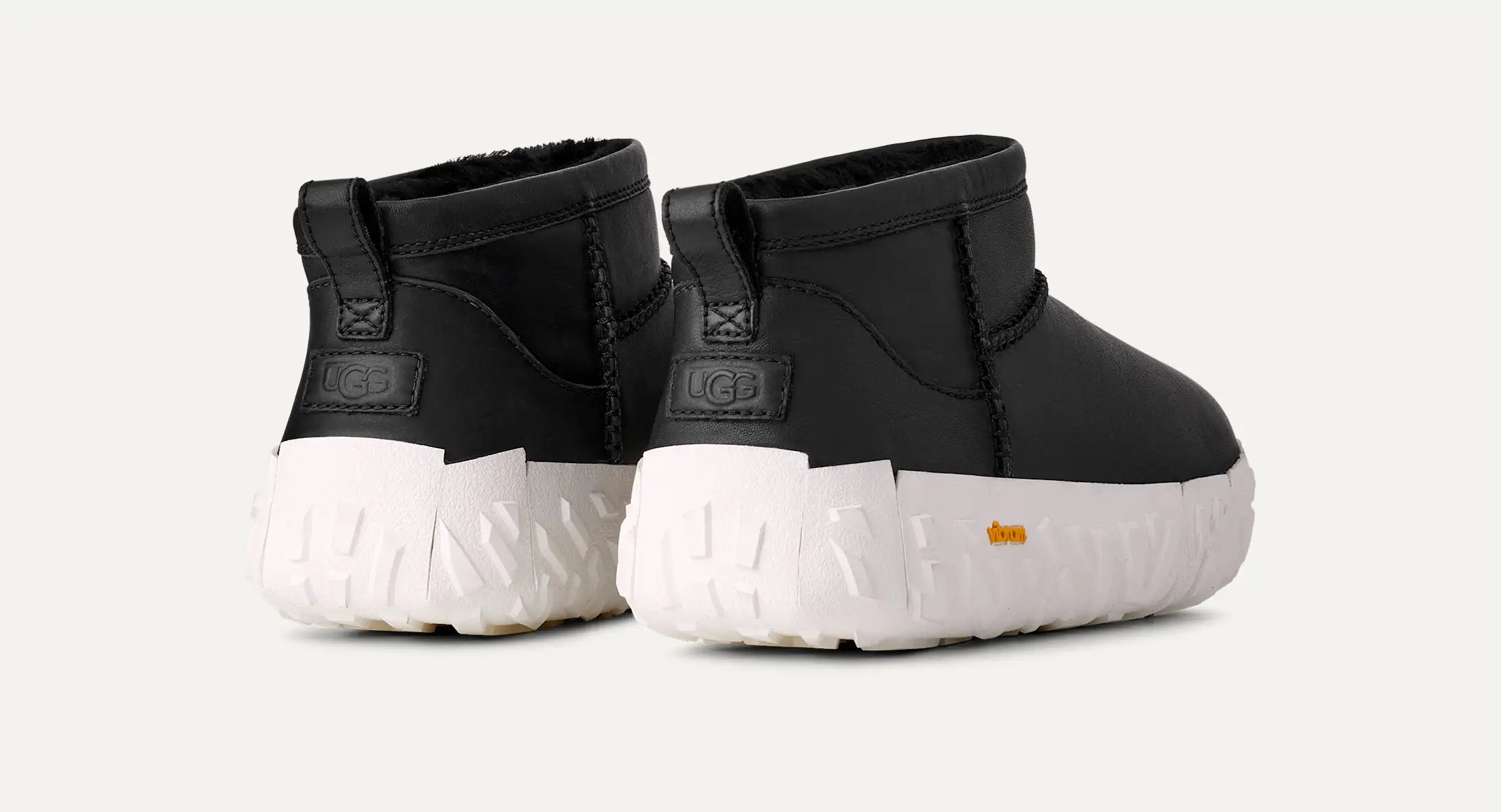Ugg Classic Ultra Mini Wrap Tech Noir Black / Jasmine