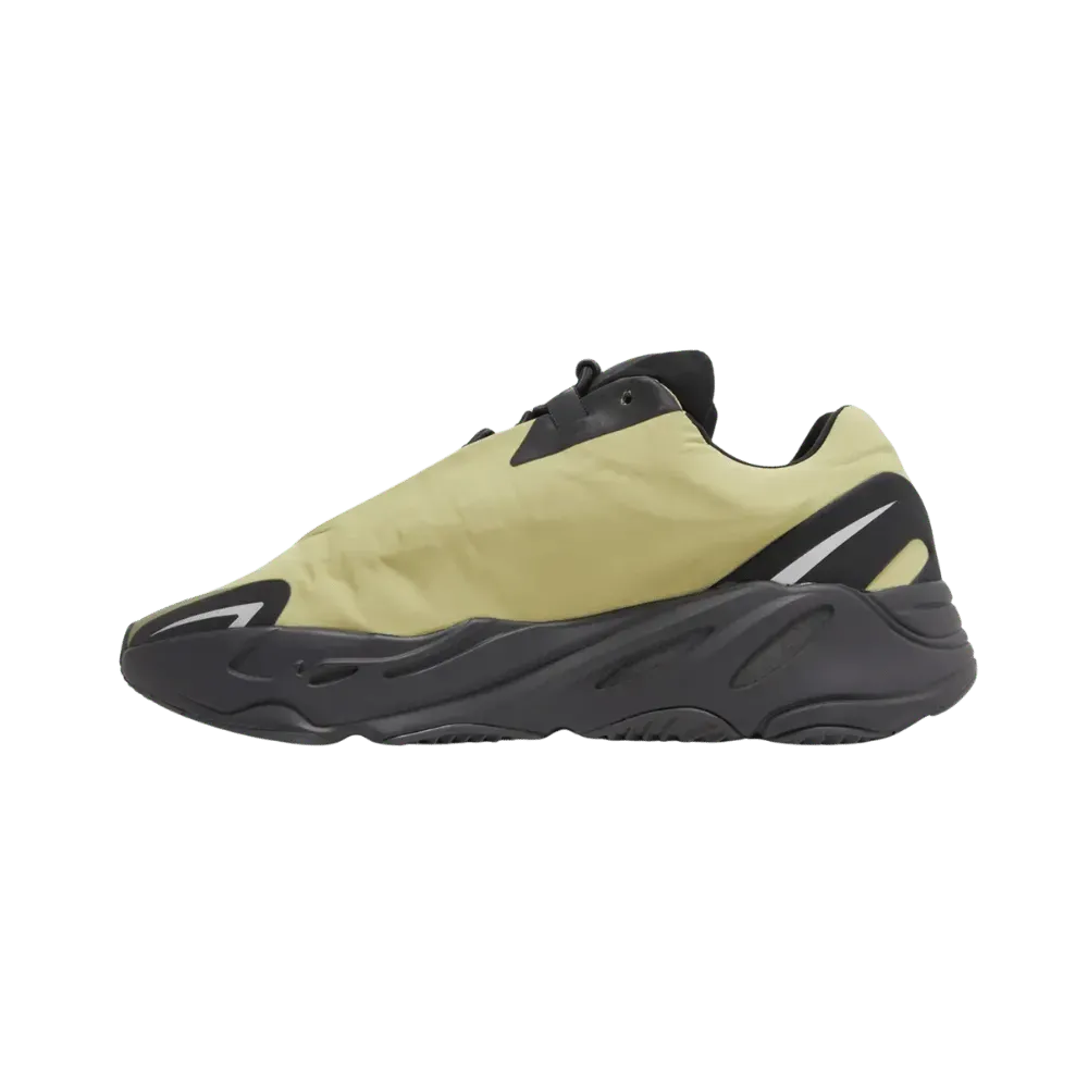 Yeezy Boost 700 MNVN 'Resin'