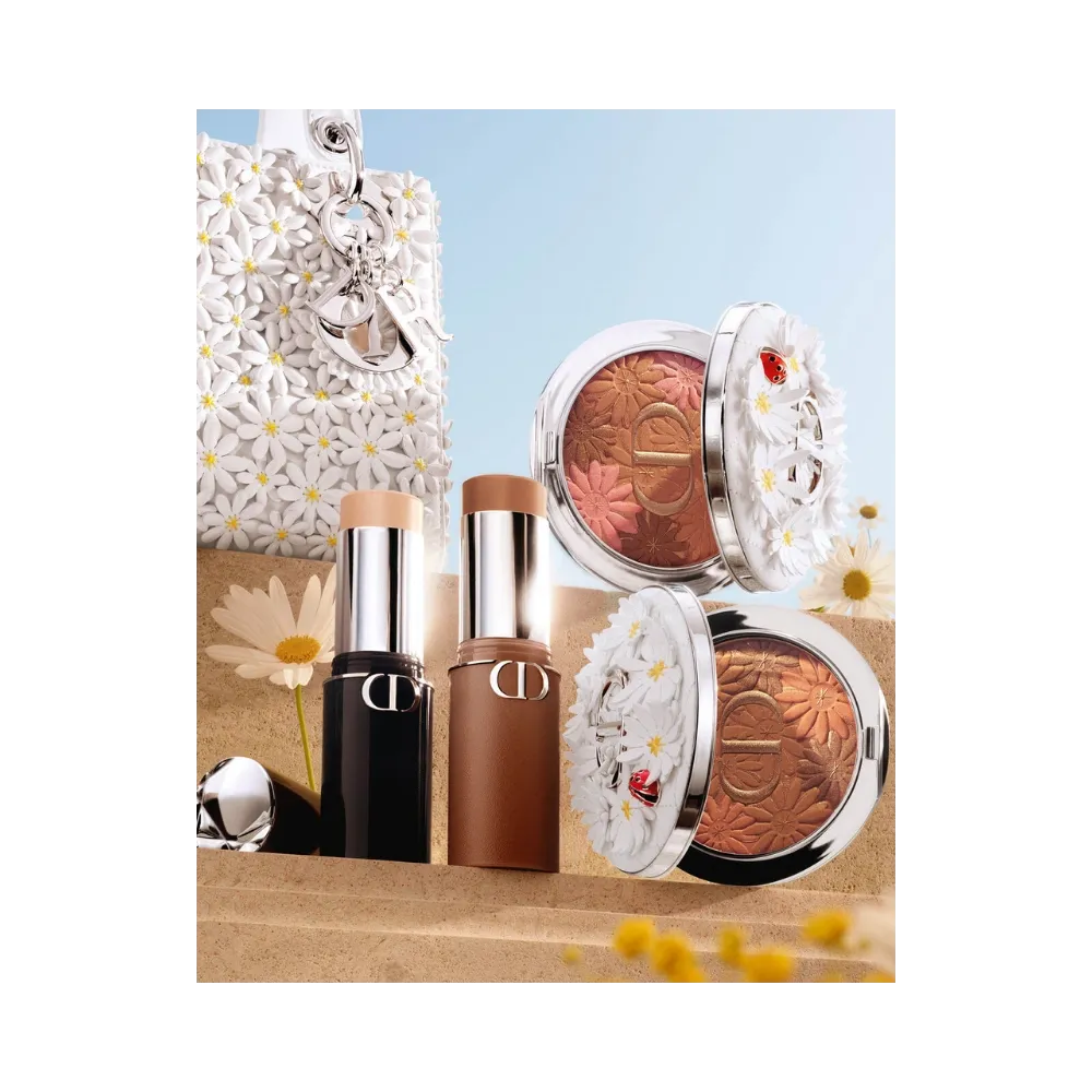 Dior Forever Skin Bronze 04 Medium Tan