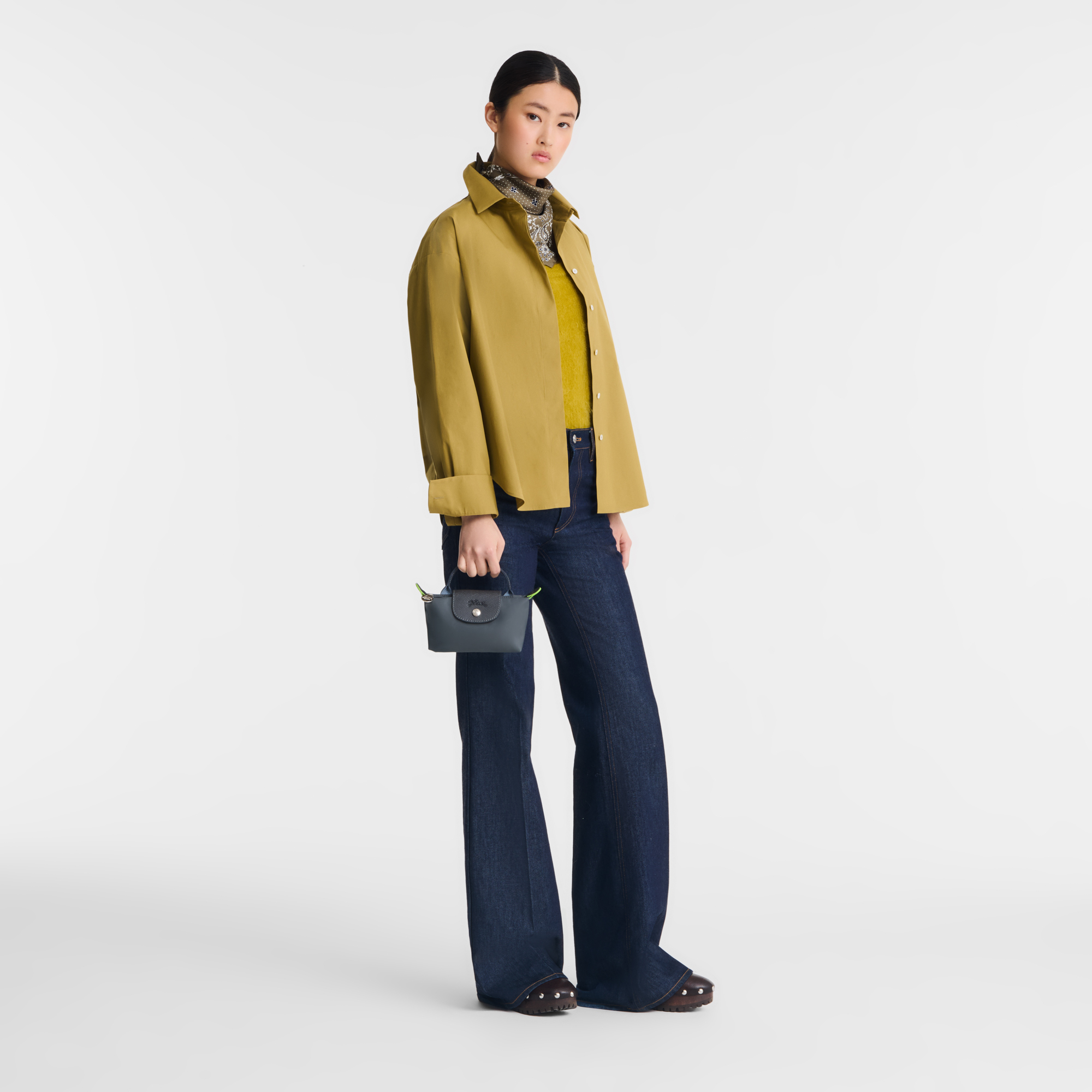 Longchamp Le Pliage Green Pouch with handle Graphite