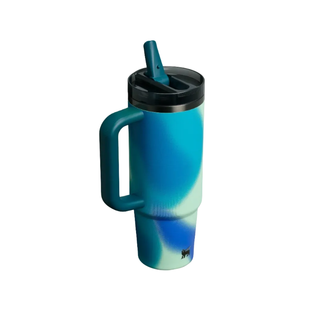 Stanley The New Frequency Quencher ProTour Flip Straw Tumbler Coastal Teal Motion