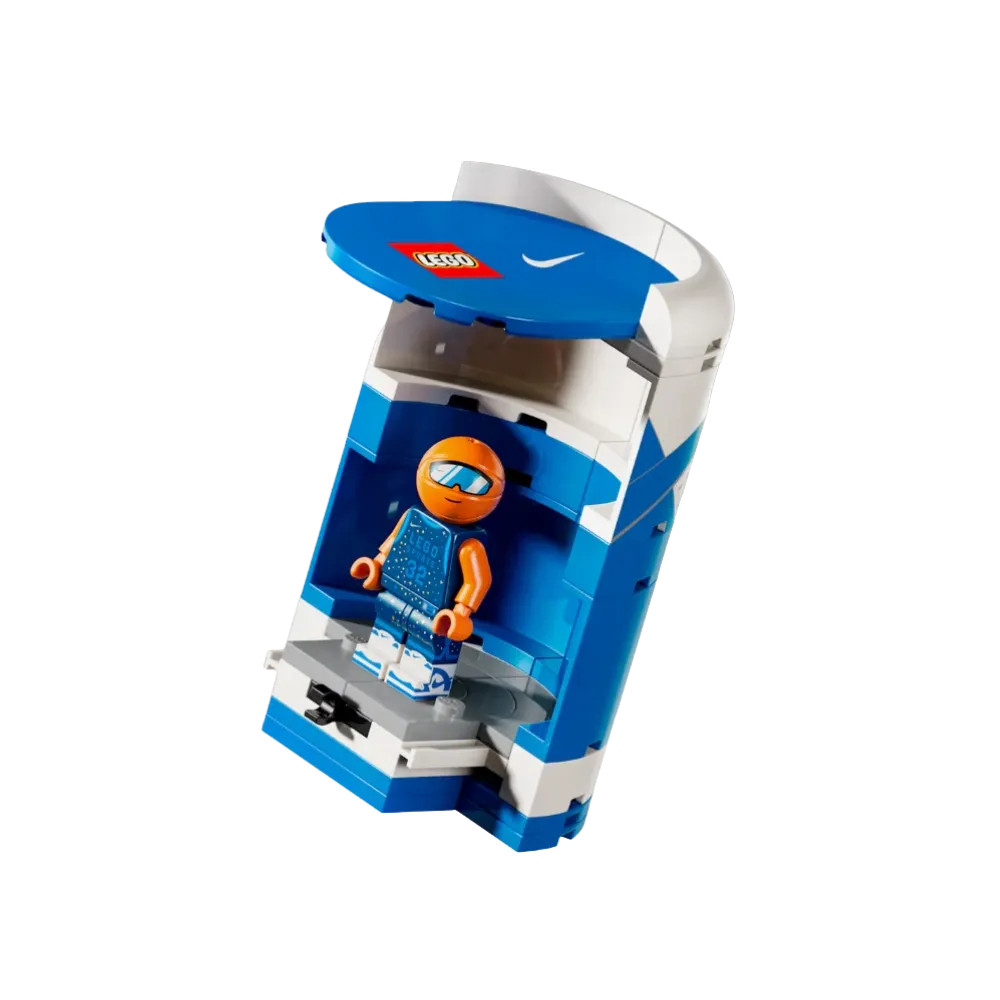 Nike Dunk x LEGO Set Sneaker-Building Kit with Exclusive Minifigure