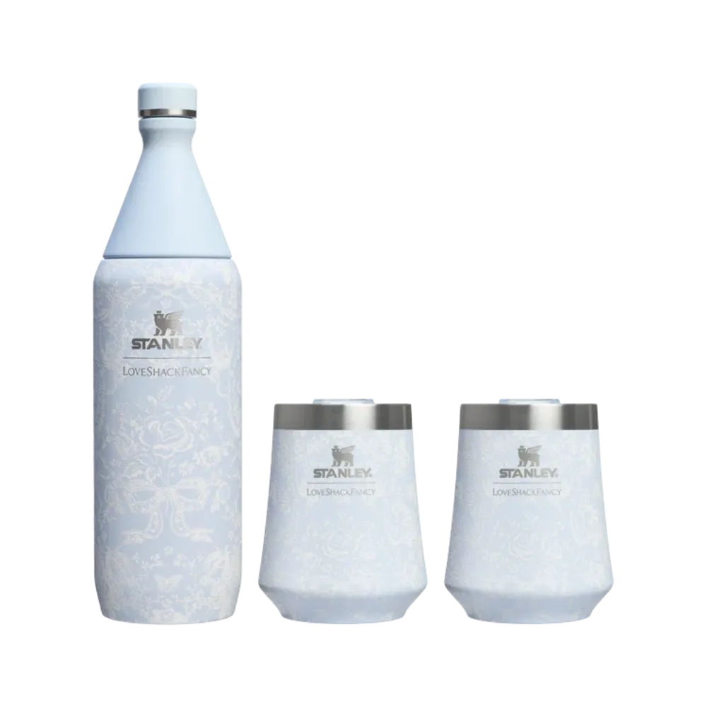 Stanley 1913 x LoveShackFancy Holiday Reserve All Day Wine Set (34OZ) Toscana Toile Alpine Blue