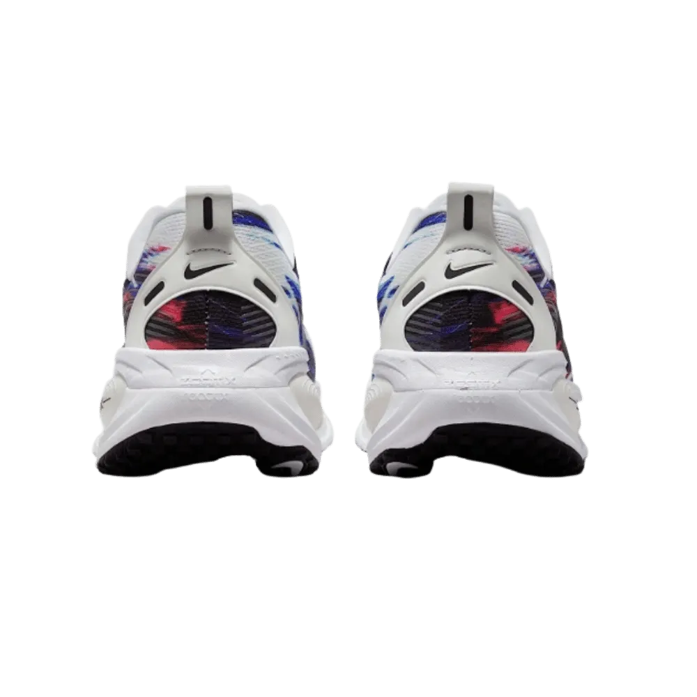 Nike Vomero 18 SE 'Light Trails Pack'