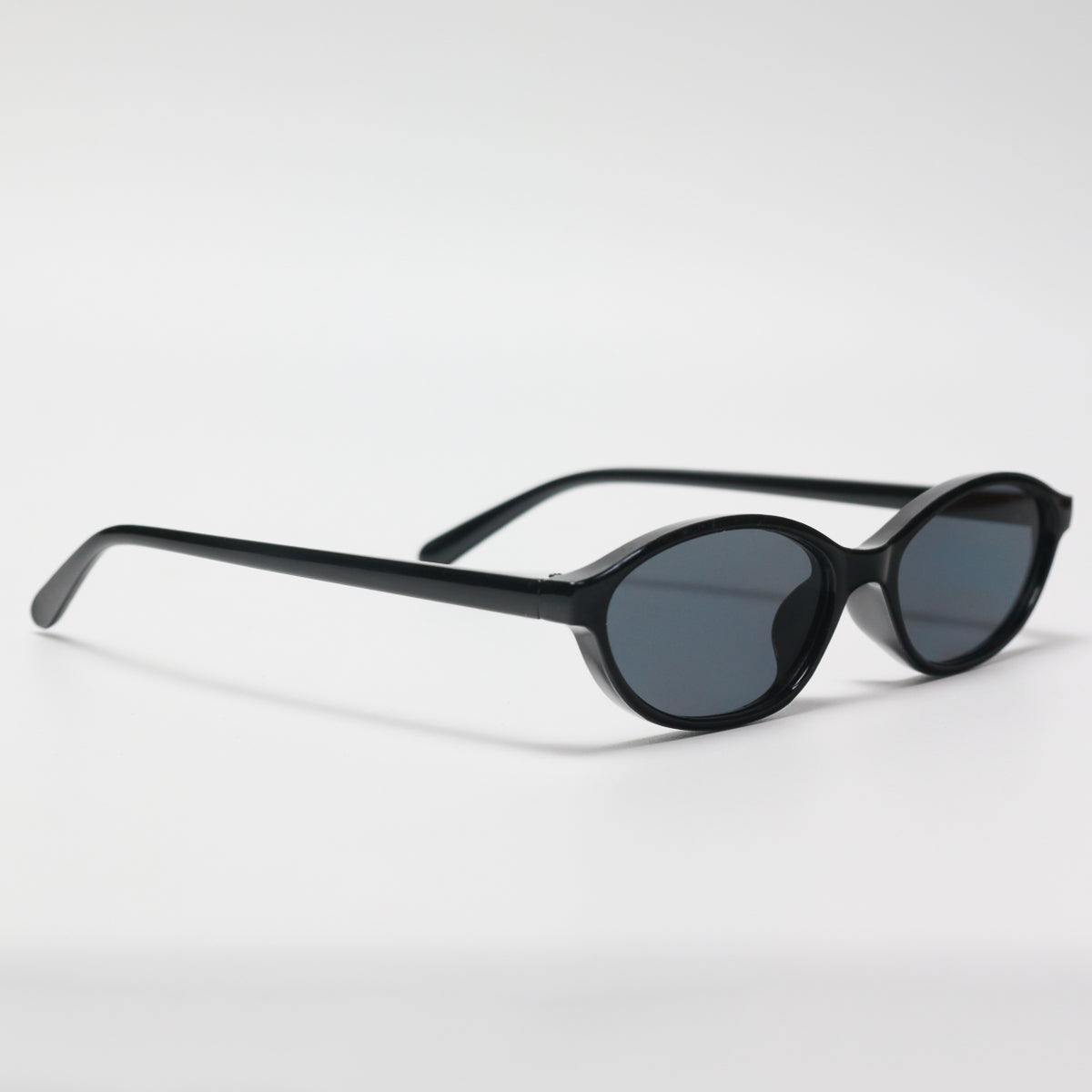 Shadygators Situationship Black Sunglasses – view 2