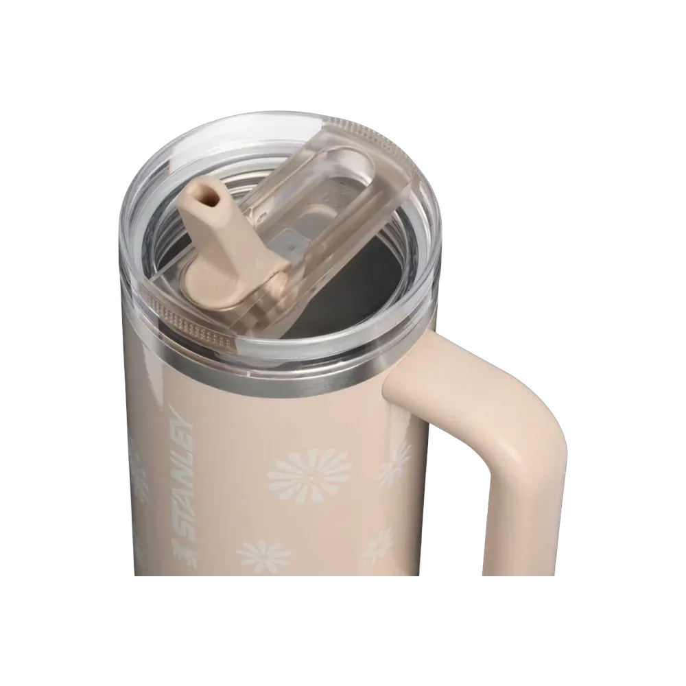 Stanley The Quencher ProTour Flip Straw Tumbler 30 OZ Champagne Daisies