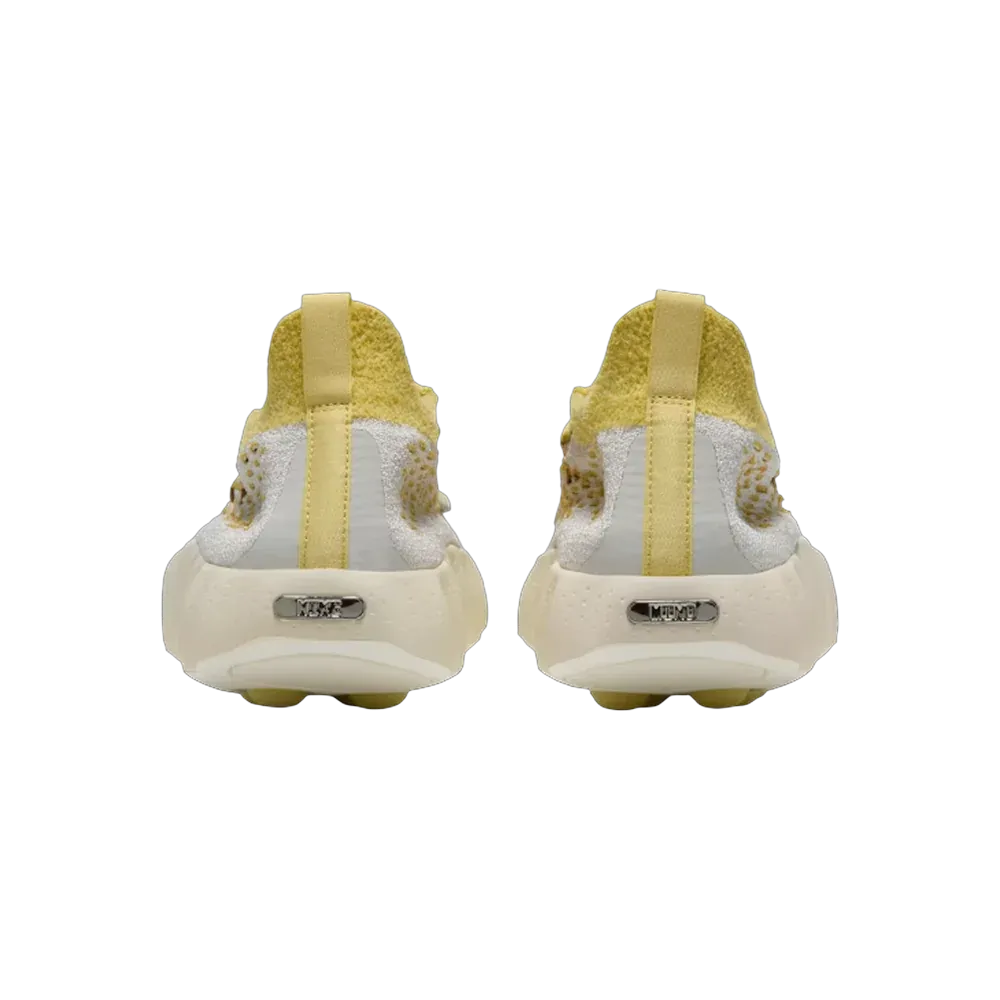 Nike Mind 002 Flyknit 'Light Bone Saturn Gold'