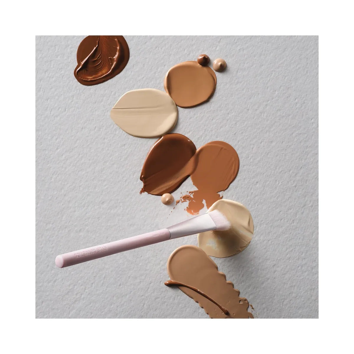 KYLIE COSMETICS Concealer Brush