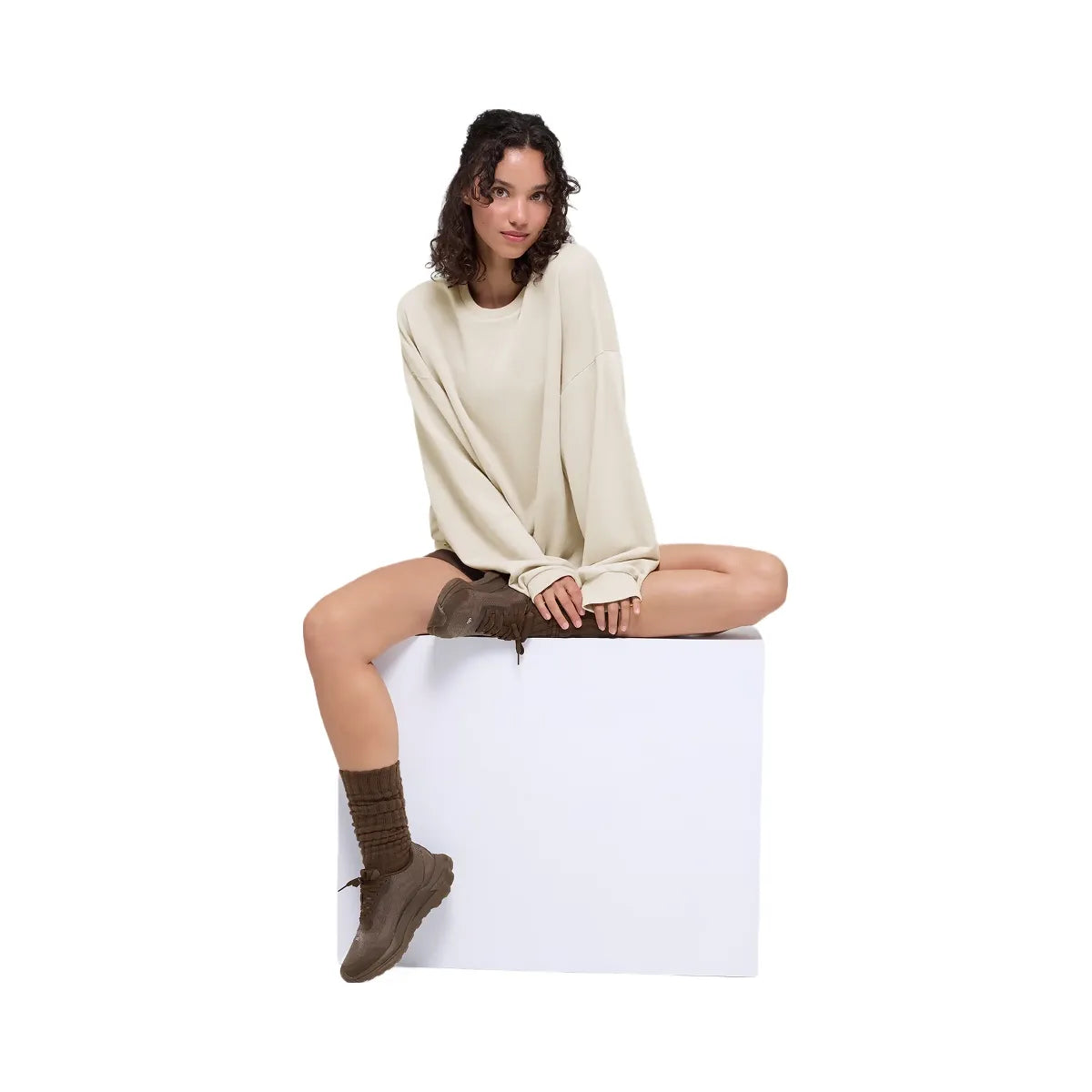 Alo Women's Chill Crew Neck Pullover - Bone