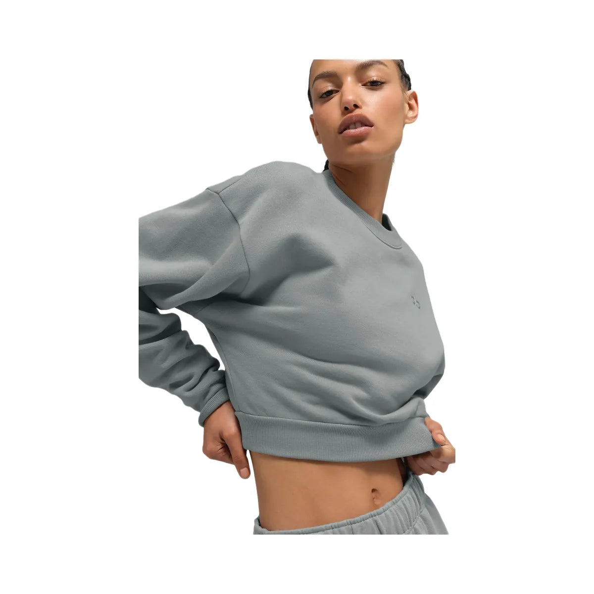 Alo Women's Cropped Accolade Crewneck - Lunar Grey