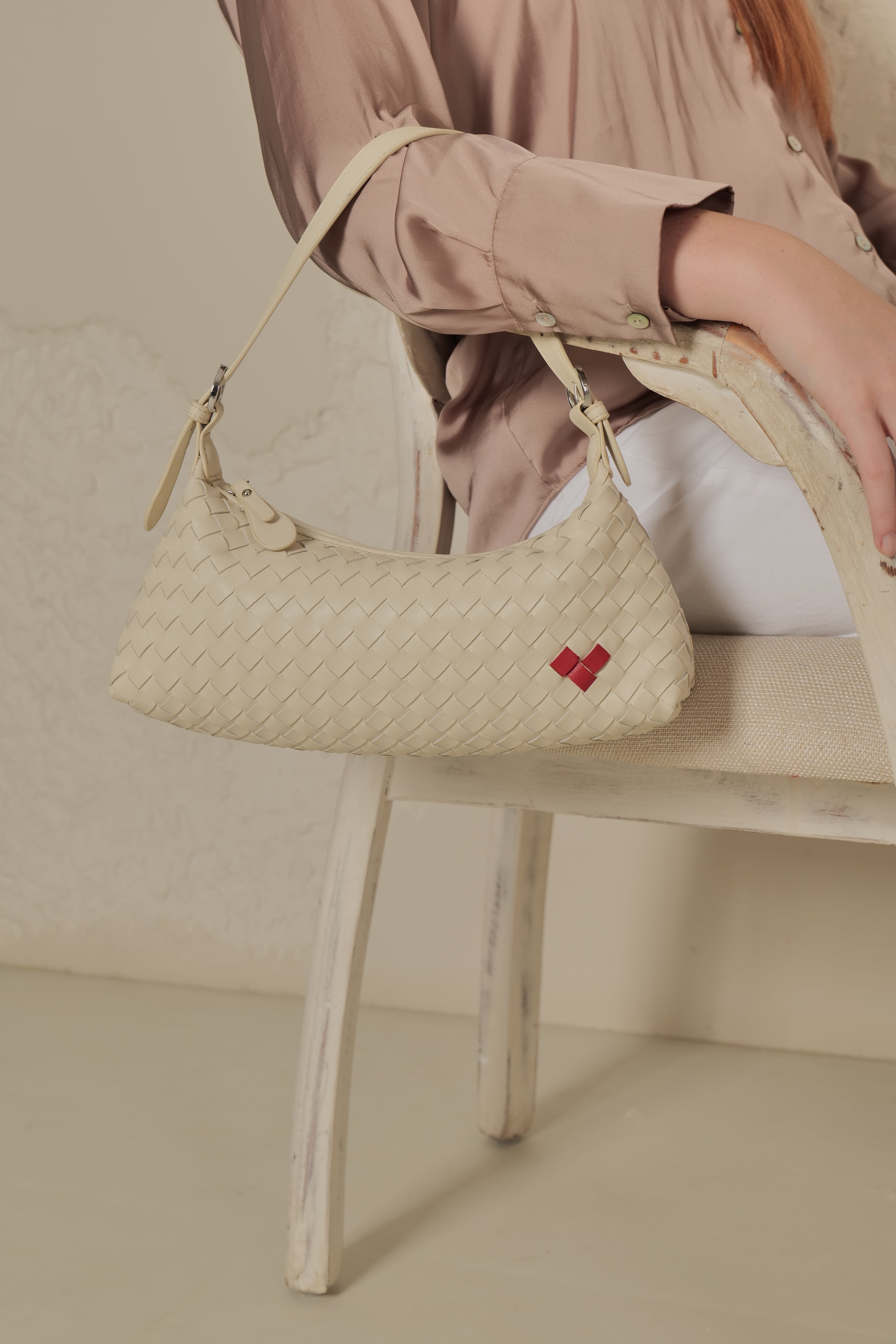 Favori Tissa- Ladies Woven Handbag , Faux Leather | Ivory – view 8