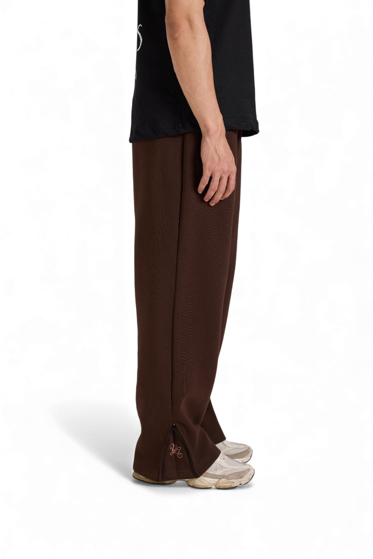 Young Grandpa FLARED SWEATPANTS - MOCHA – view 7