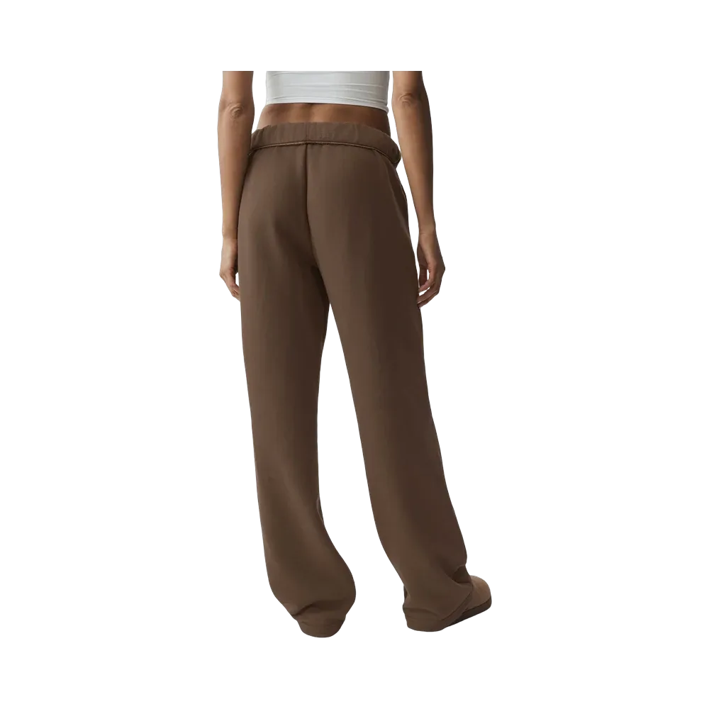Alo Accolade Straight Leg Sweatpant 'Java Brown'