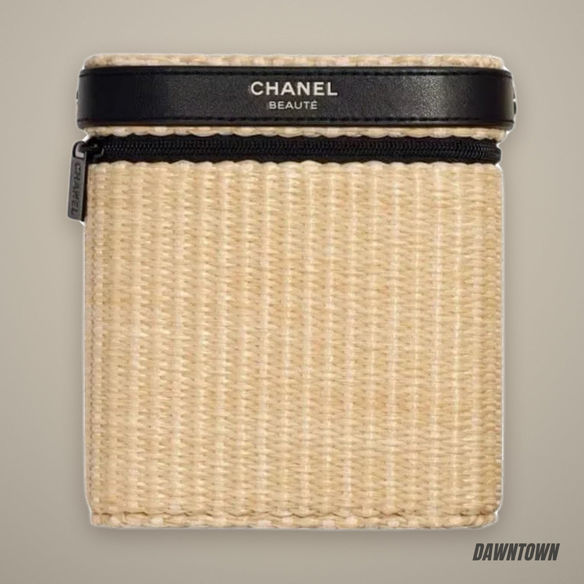 Chanel Les Beiges Summer Essential Makeup Bag