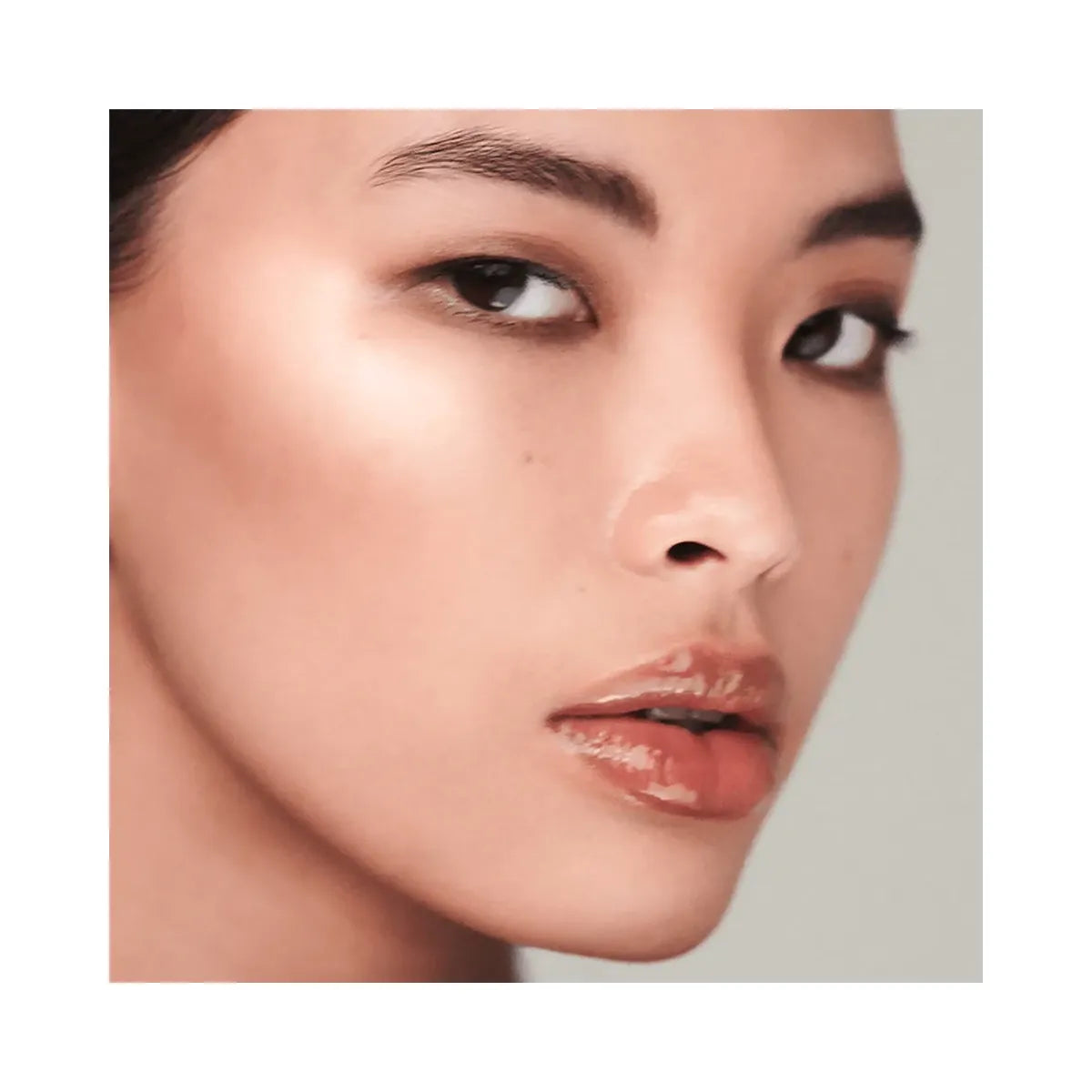 Victoria Beckham Reflect Highlighter Stick