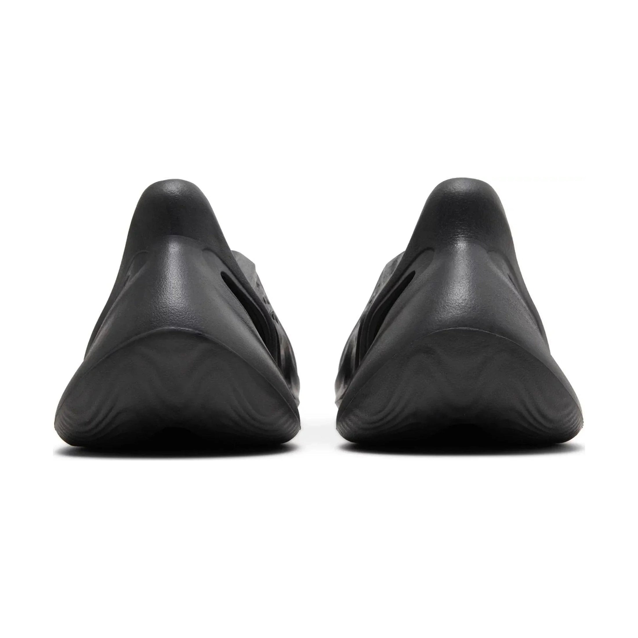 Yeezy Foam Runner "Onyx" - Dawntown