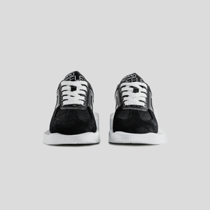 Black Magpie Reflex Runnner | Sustainable Runners