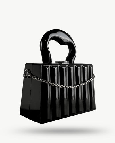 The Noirvault Clutch