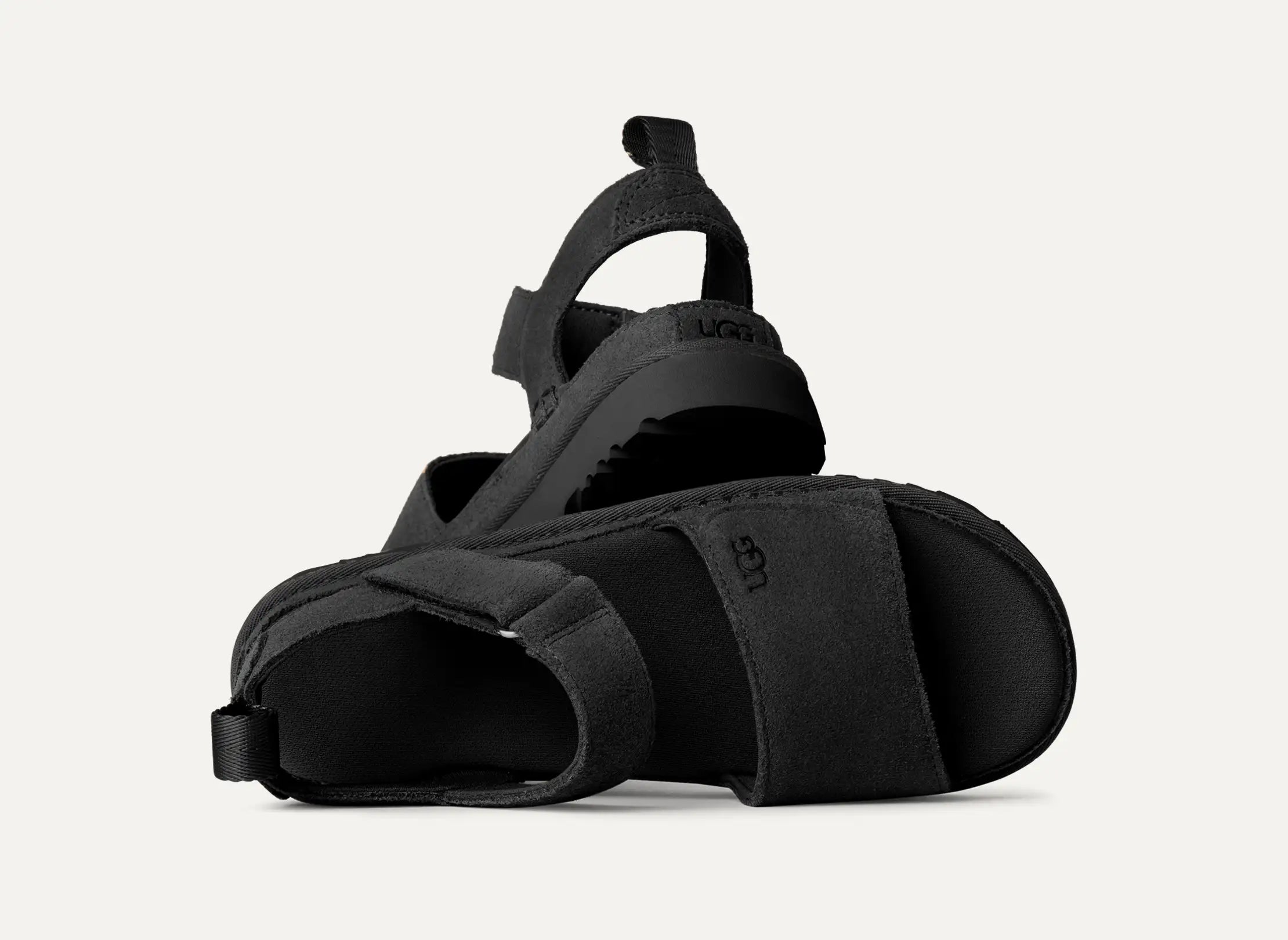 Ugg Goldenstar Black