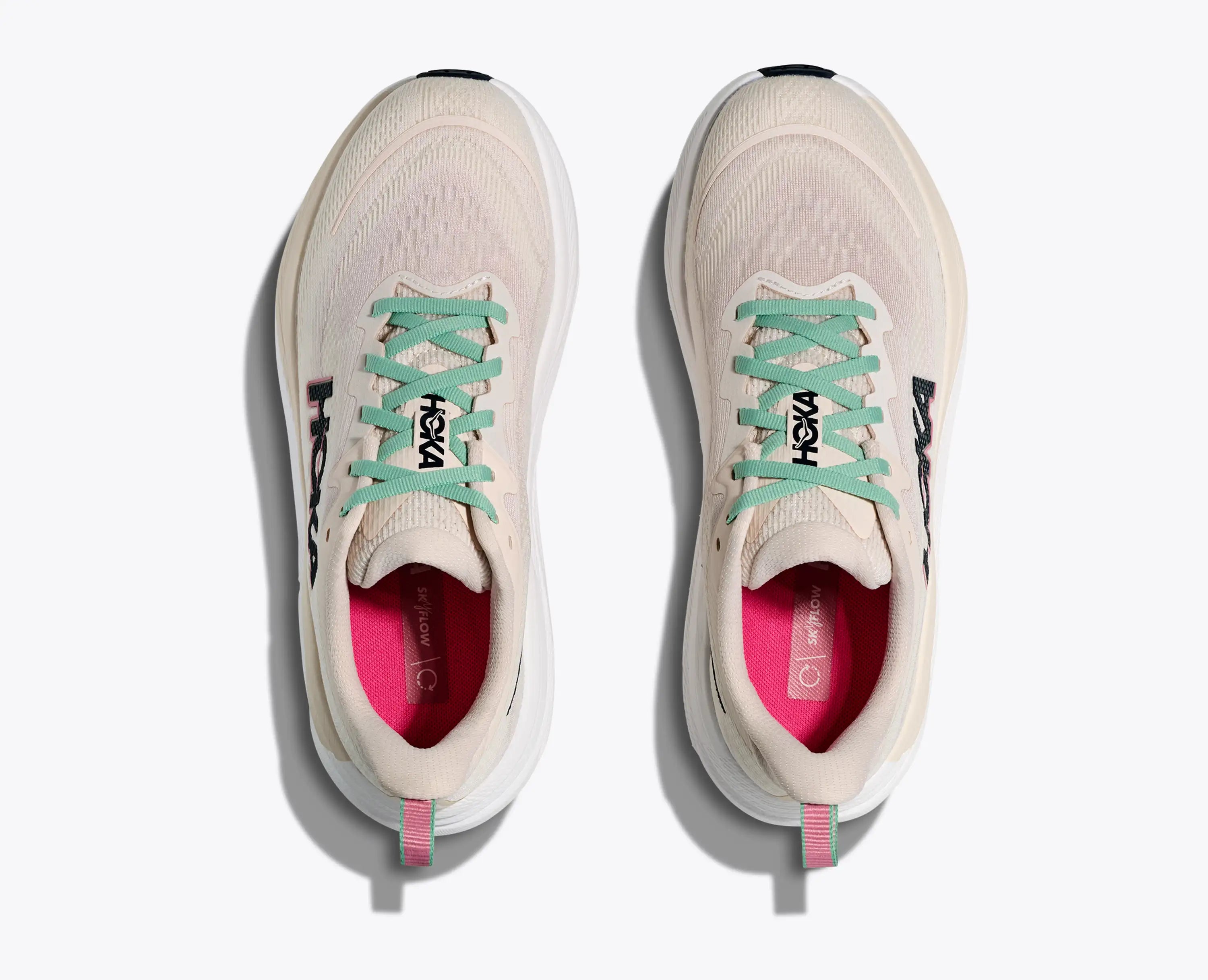 Hoka Women'S Skyflow Rose Cream Alabaster