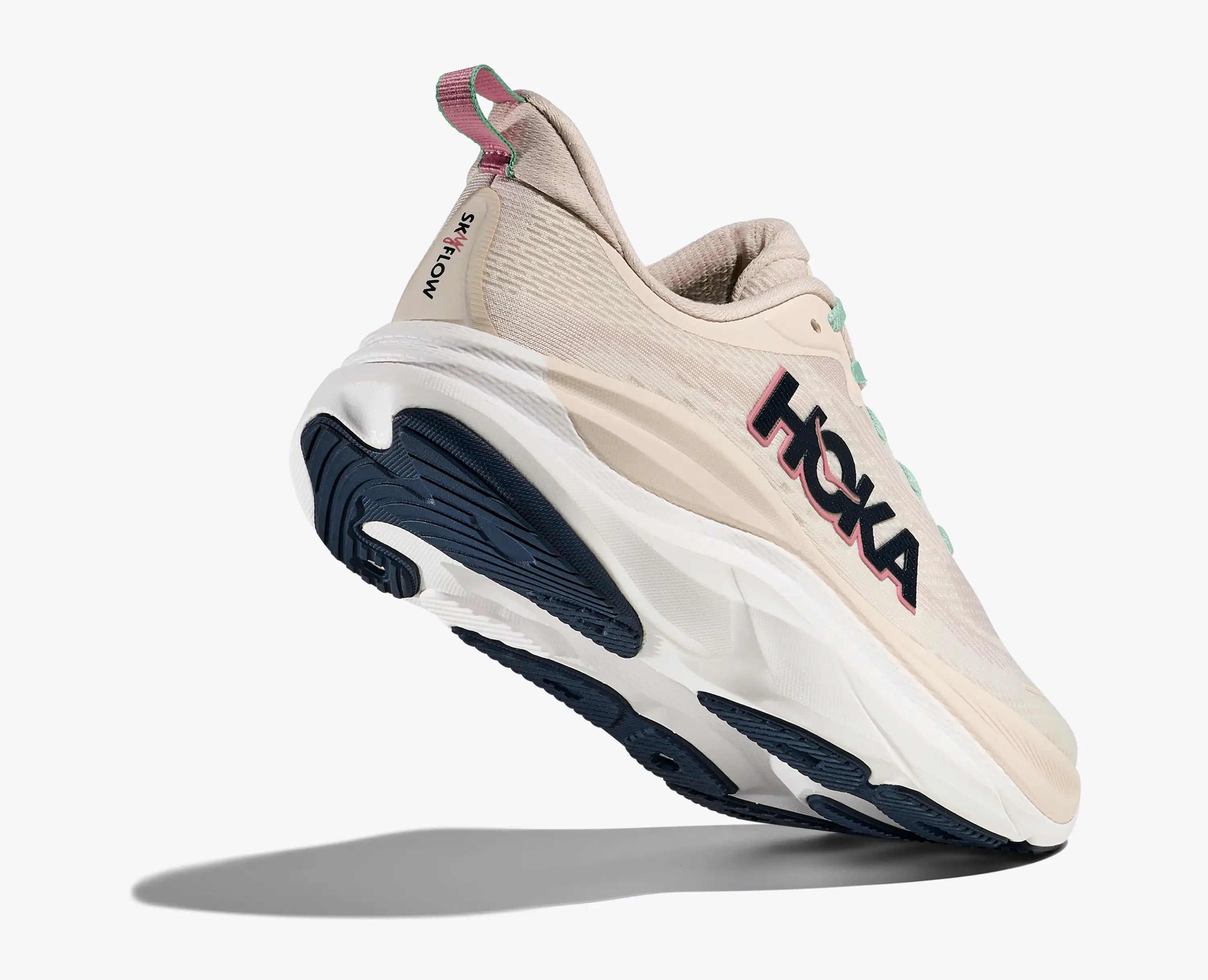 Hoka Women'S Skyflow Rose Cream Alabaster