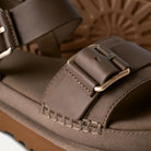 Ugg Goldenstar Villa Molasses