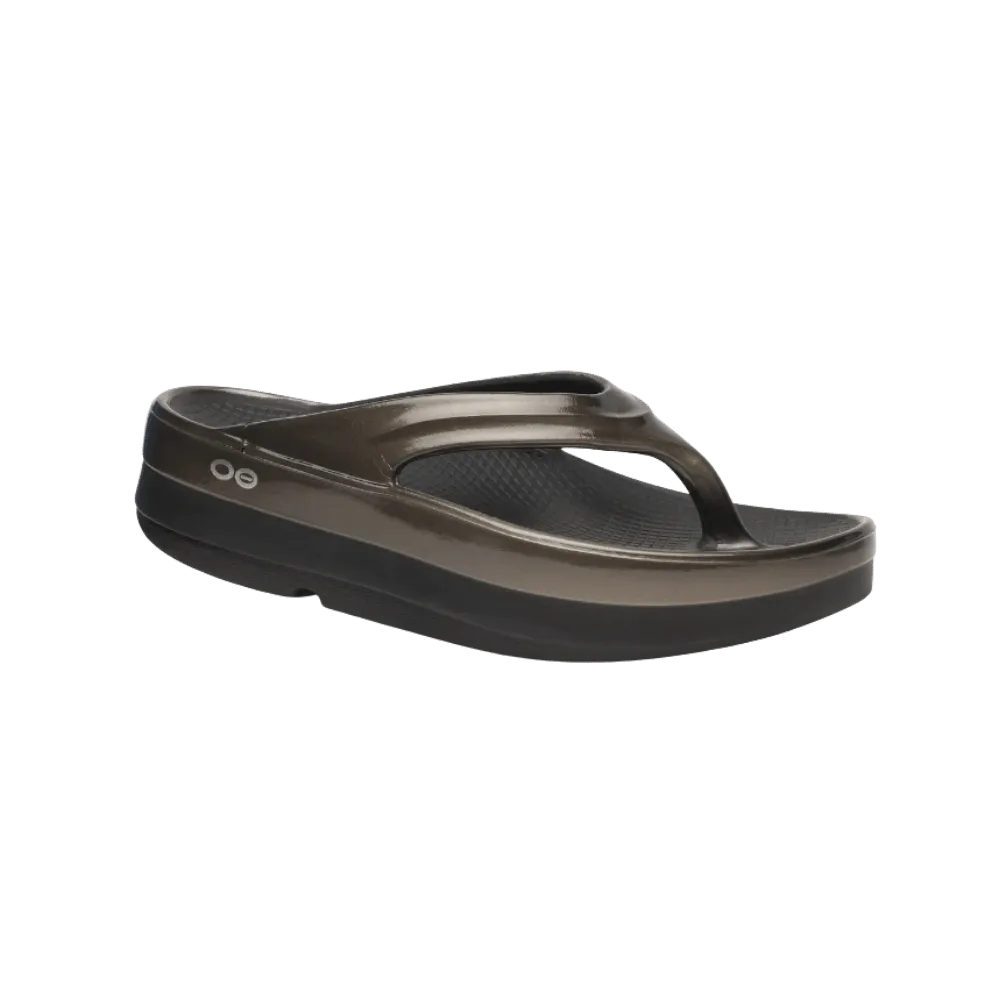 Oofos OOmega OOlala Stacked Sandal -Titanium Mirror