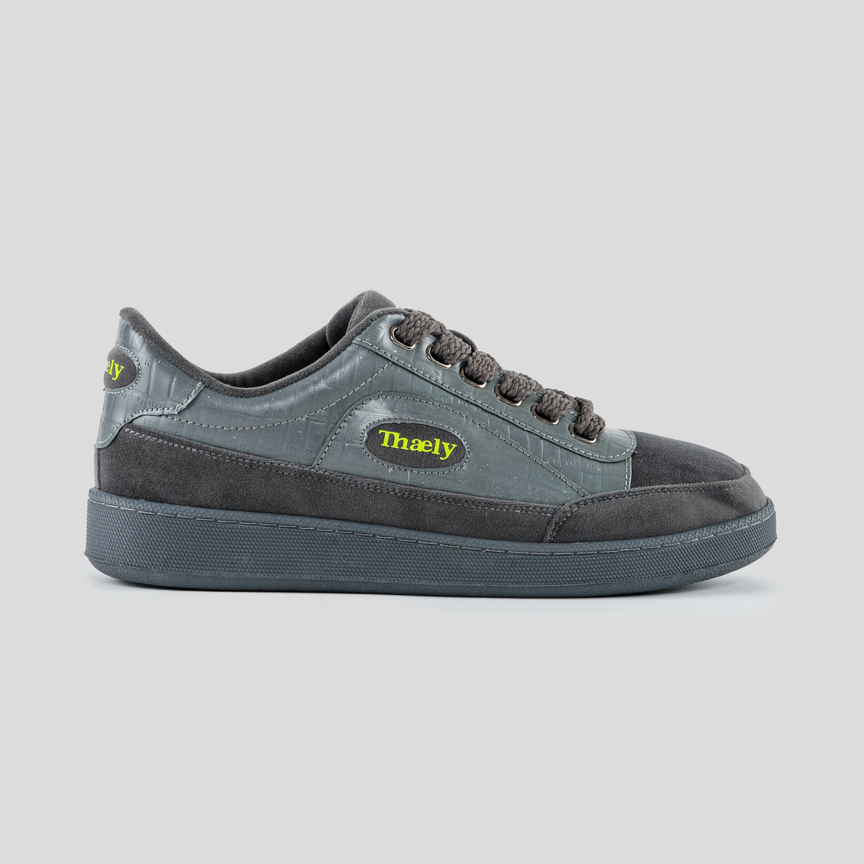 Crocodile Grey Y2K Pro | Sustainable Sneakers