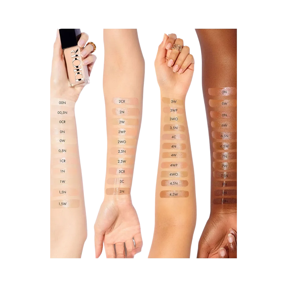 Dior Forever Skin Glow 3 Warm Olive