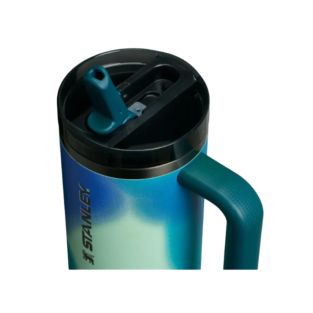 Stanley The New Frequency Quencher ProTour Flip Straw Tumbler Coastal Teal Motion