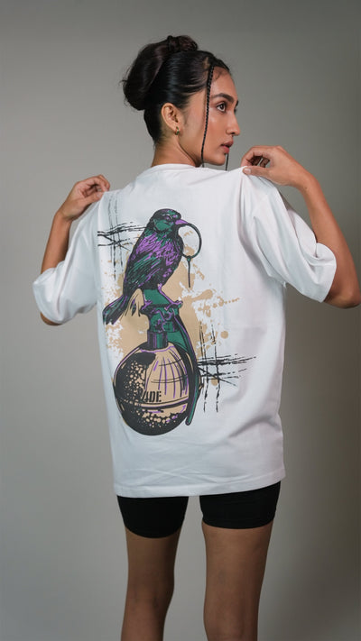 GRENADE WHITE WOMEN’S OVERSIZED T-SHIRT