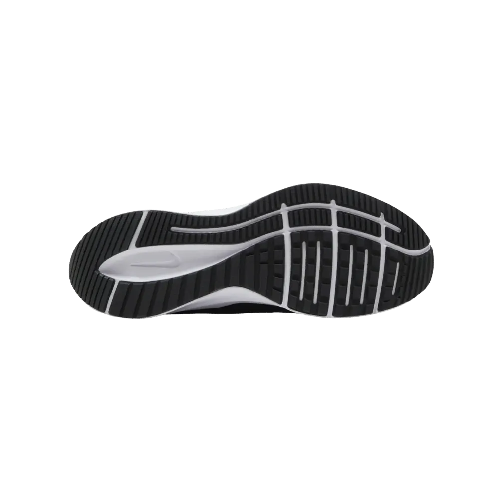 Nike Quest 4 'Black White'