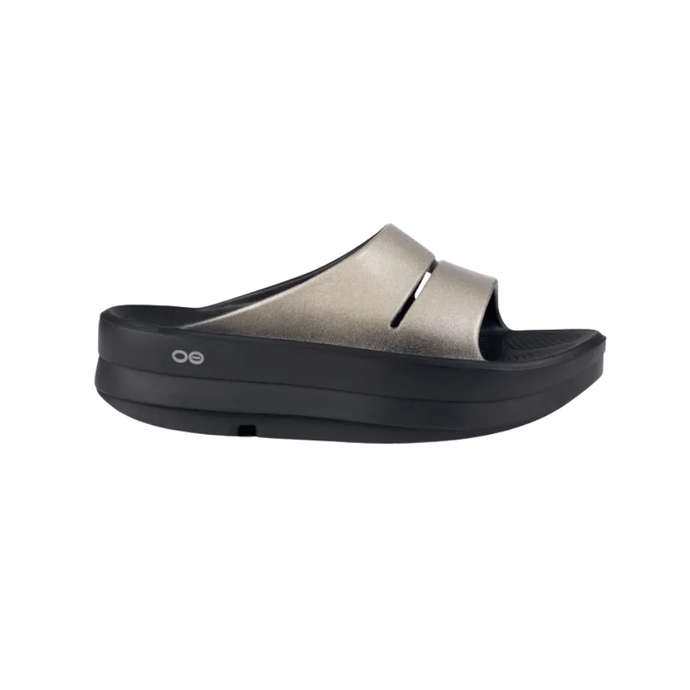 Oofos OOmega OOahh Luxe Sandal - Latte