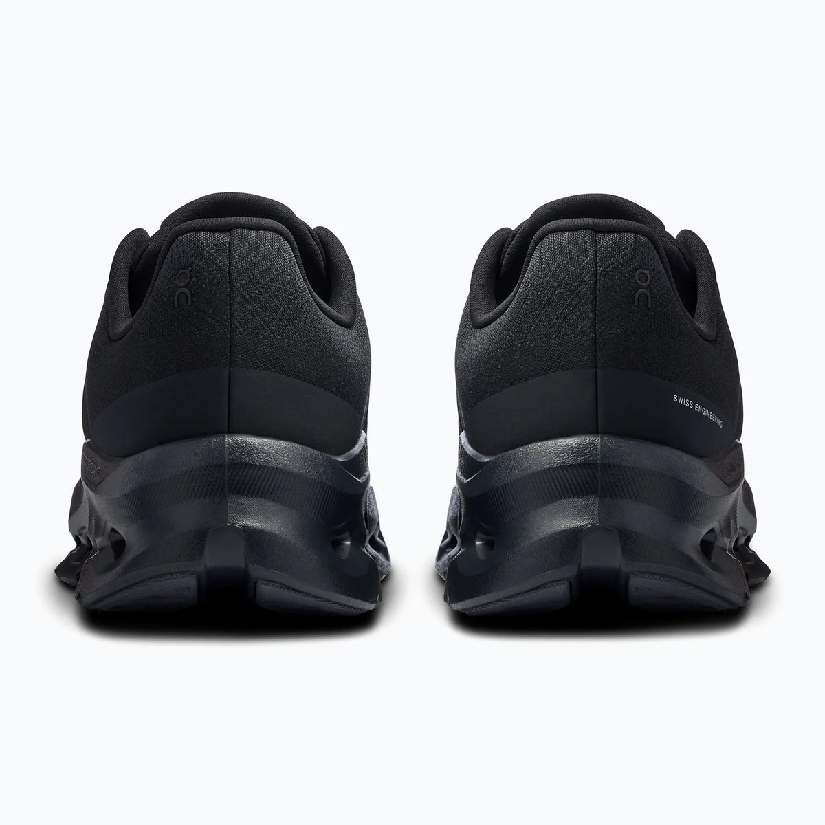 On Running Cloudtilt All Black