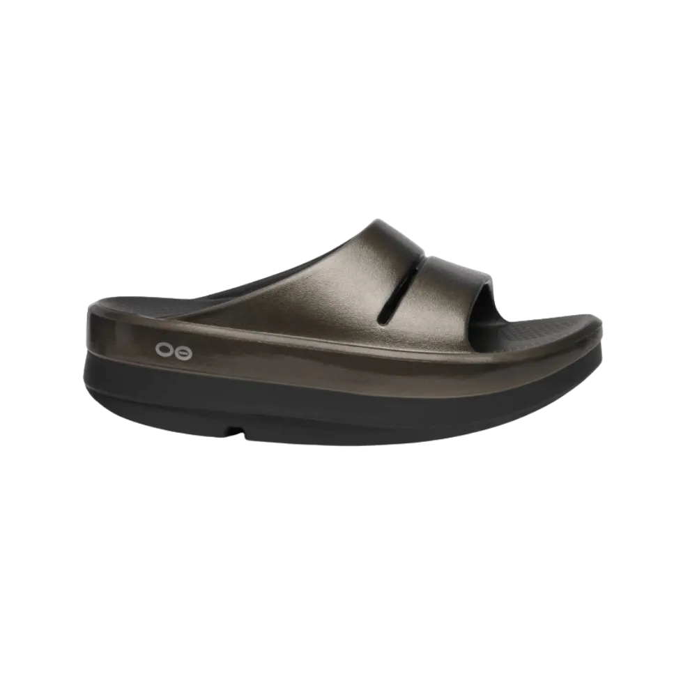 Oofos OOmega OOahh Stacked Sandal Titanium Mirror