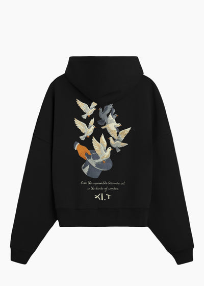 ‘SLEIGHT OF HAND’ | BLACK