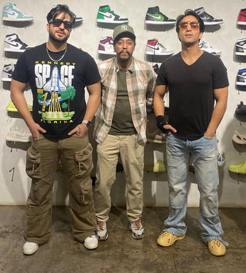 nike sb dunks red and white