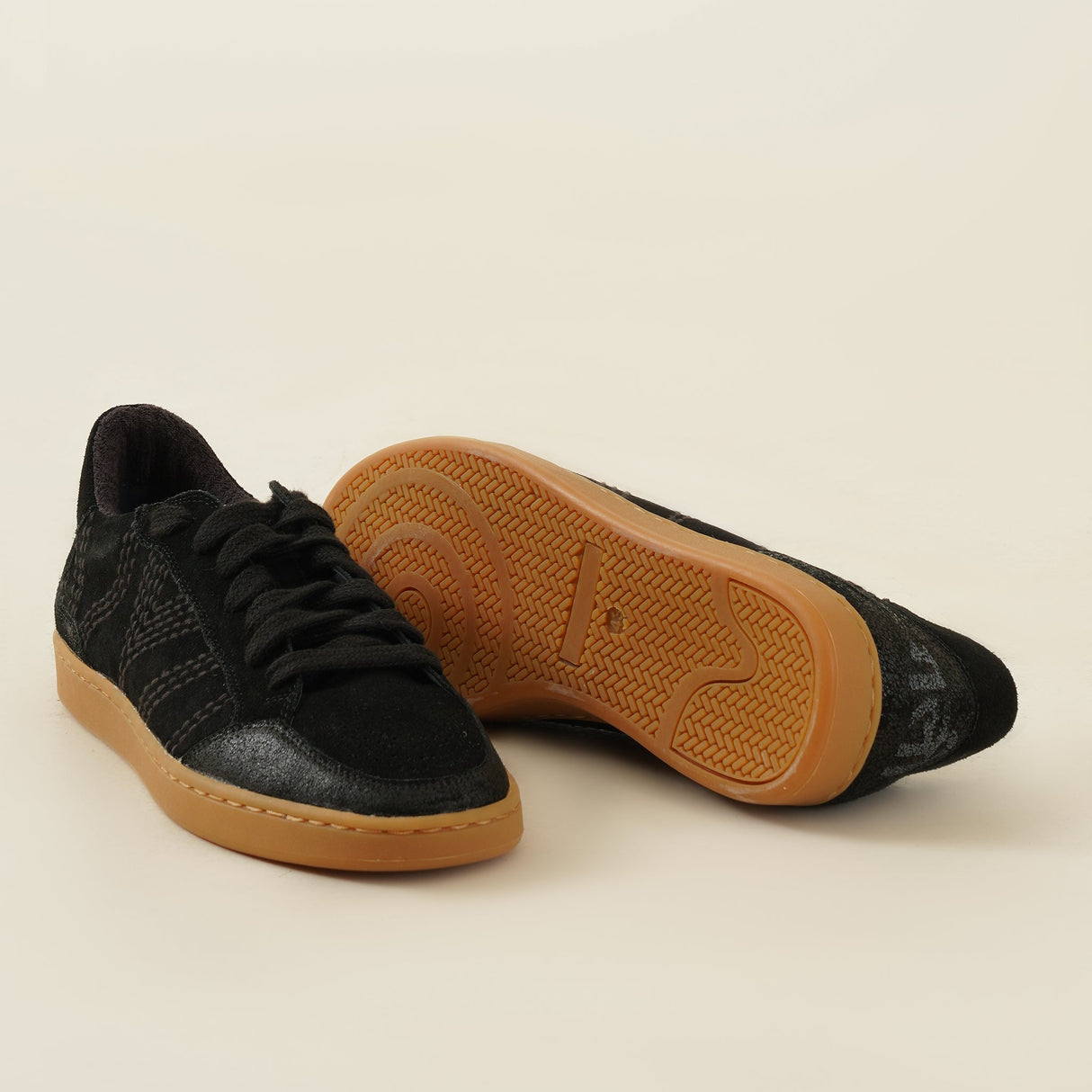 Gully Number 001 - DVAITA Kohl Black