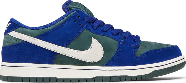 Nike sb dunks vintage top
