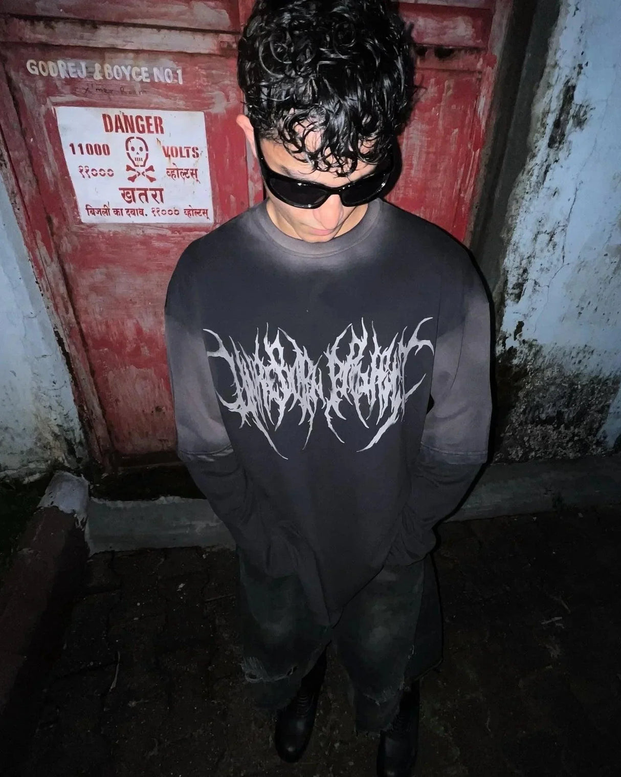 UNREBORN PROJECT Metal Logo Oversized Full Sleeve Tshirt - dawntown