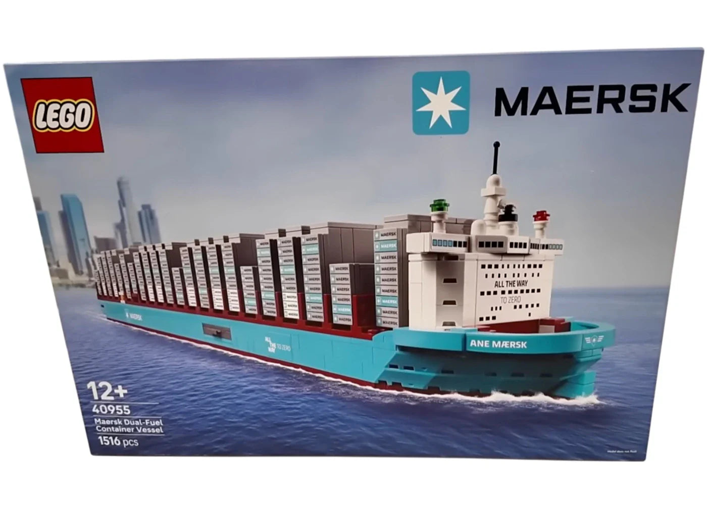 Lego Maersk Dual-Fuel Container Vessel Set 40955