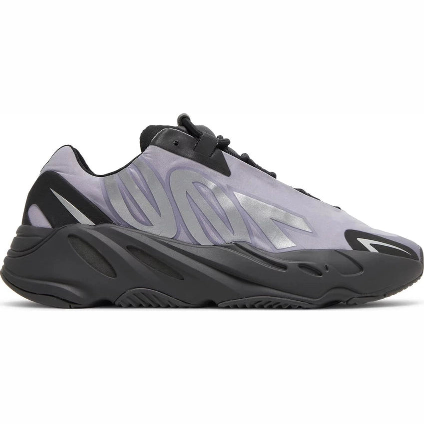 Yeezy Boost 700 MNVN 