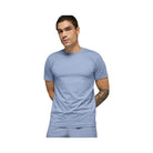 Alo Men's Conquer Reform Crewneck Short Sleeve - Winter Frost