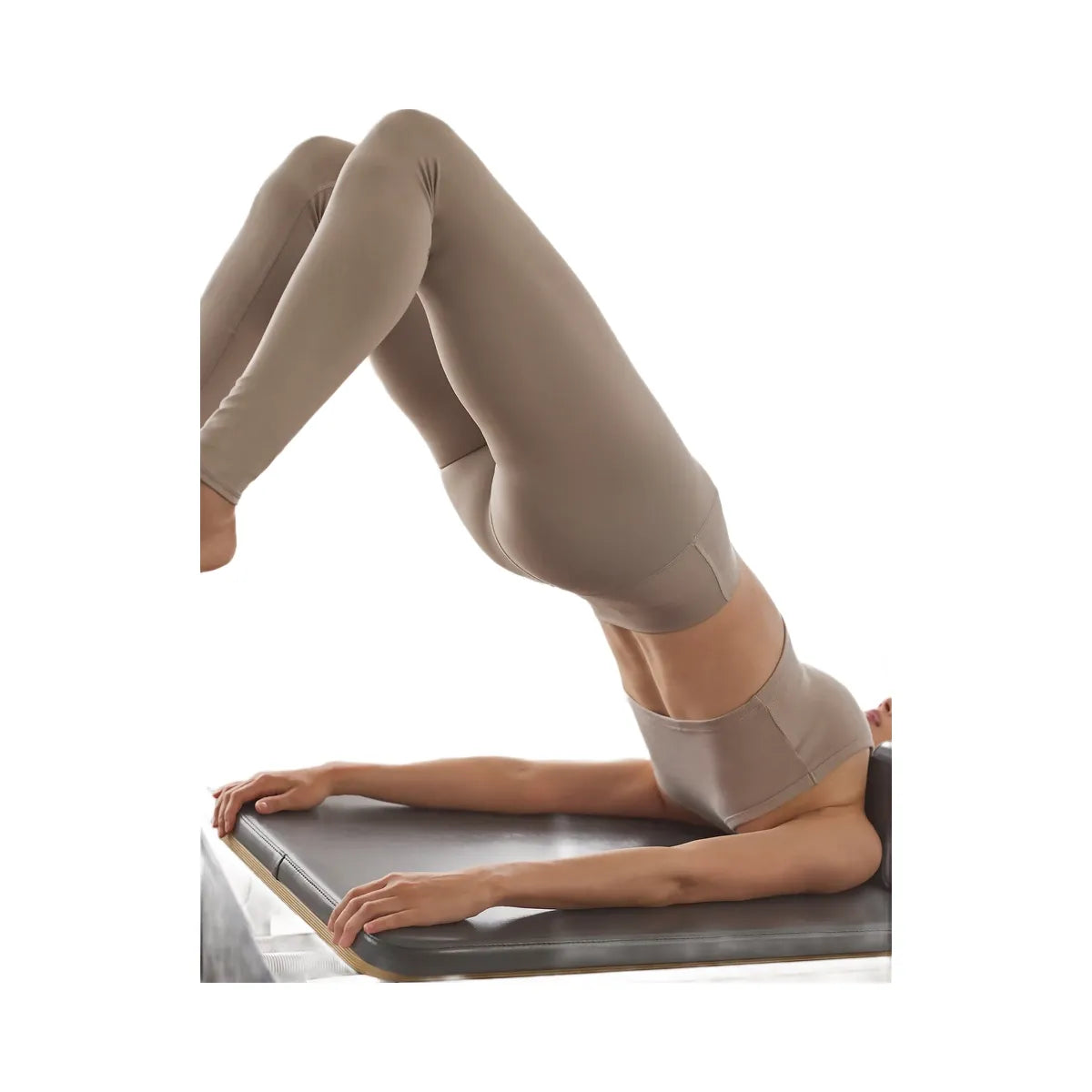 Alo Women's 7/8 High-Waist Airlift Legging - Gravel