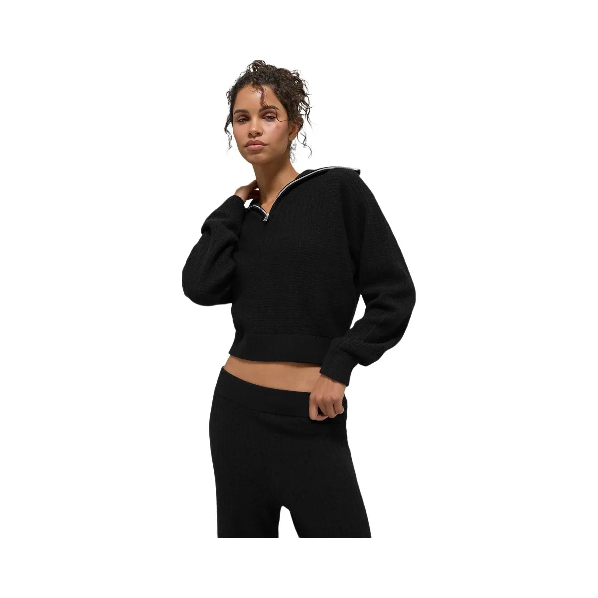 Alo Women's Cashmere Plush Waffle 1/4 Zip Pullover - Black