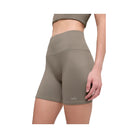 Alo Women's 5" Seamless Ribbed Favorite Short - Light Cocoa
