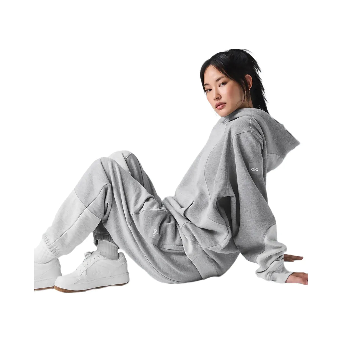 Alo Make Waves Sweatpant - Athletic Heather Grey Tonal
