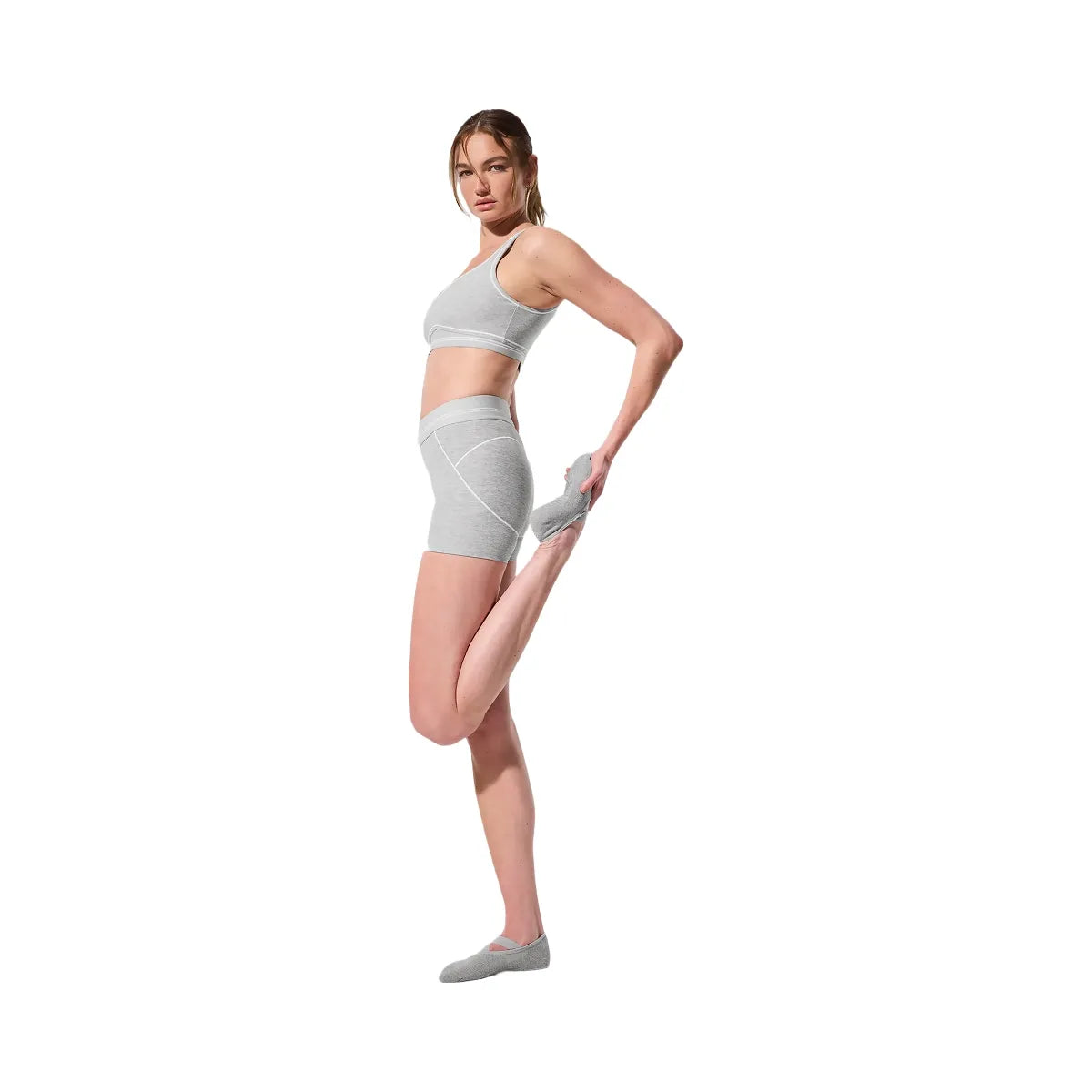Alo Women's 4” Alosoft High-Waist Heart Throb Short - Athletic Heather Grey/White